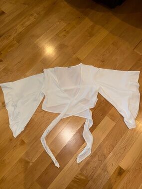 Amazon XS/S white blouse only worn twice!!